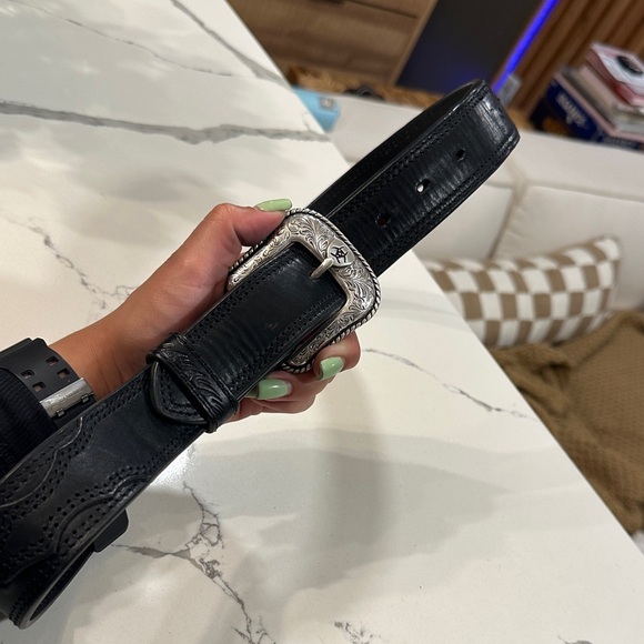 Ariat Accessories - Ariat Black Leather Belt with Silver Buckle